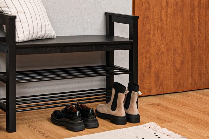 Innovative Entryway Storage Ideas for a Clutter Free Home