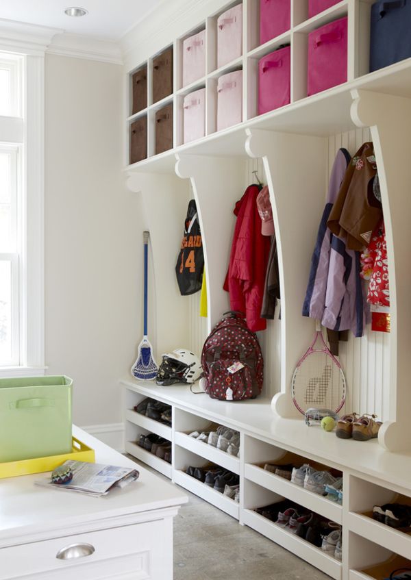 Innovative Entryway Storage Ideas for a Clutter Free Home