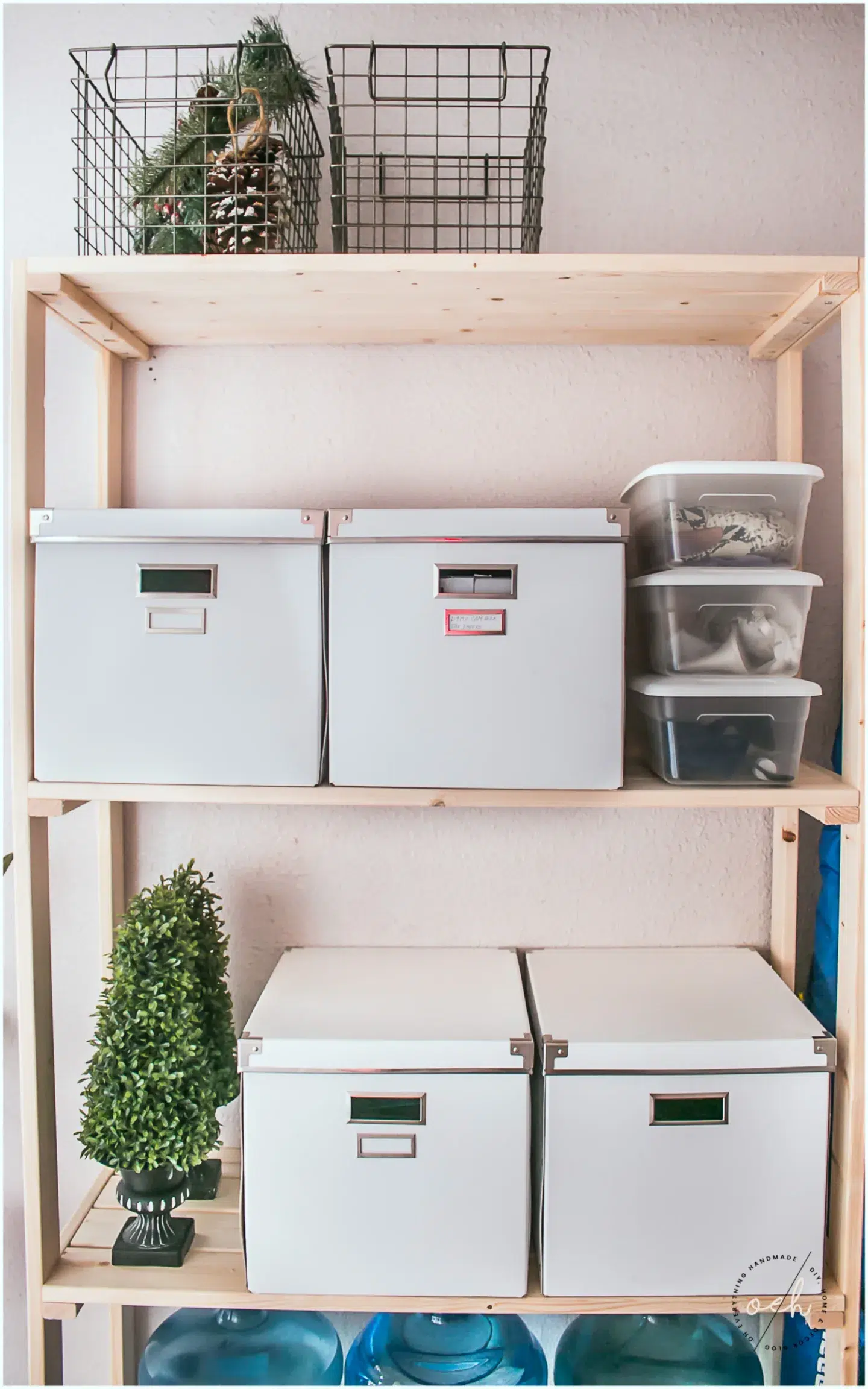 Clever Custom Home Storage Solutions Without Breaking the Bank